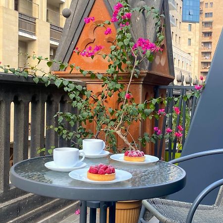 Heart Of Yerevan - City Center Luxury Apartments Ngoại thất bức ảnh