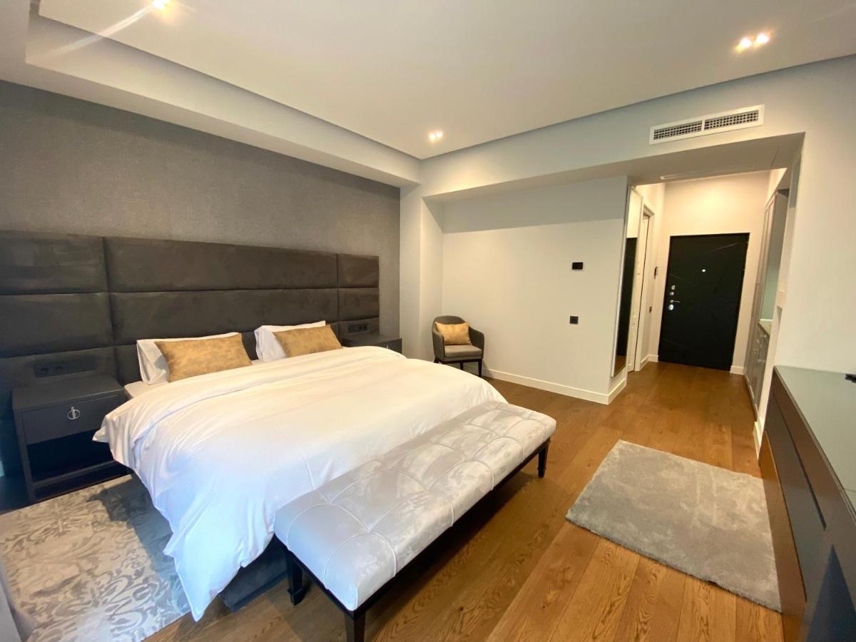 Heart Of Yerevan - City Center Luxury Apartments Ngoại thất bức ảnh